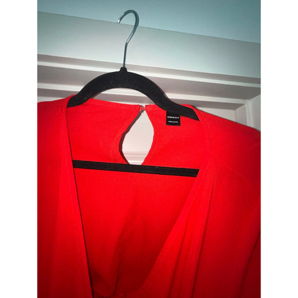 SHEIN Surplice Neck Split Thigh Cutout Dress - Picture 5 of 8